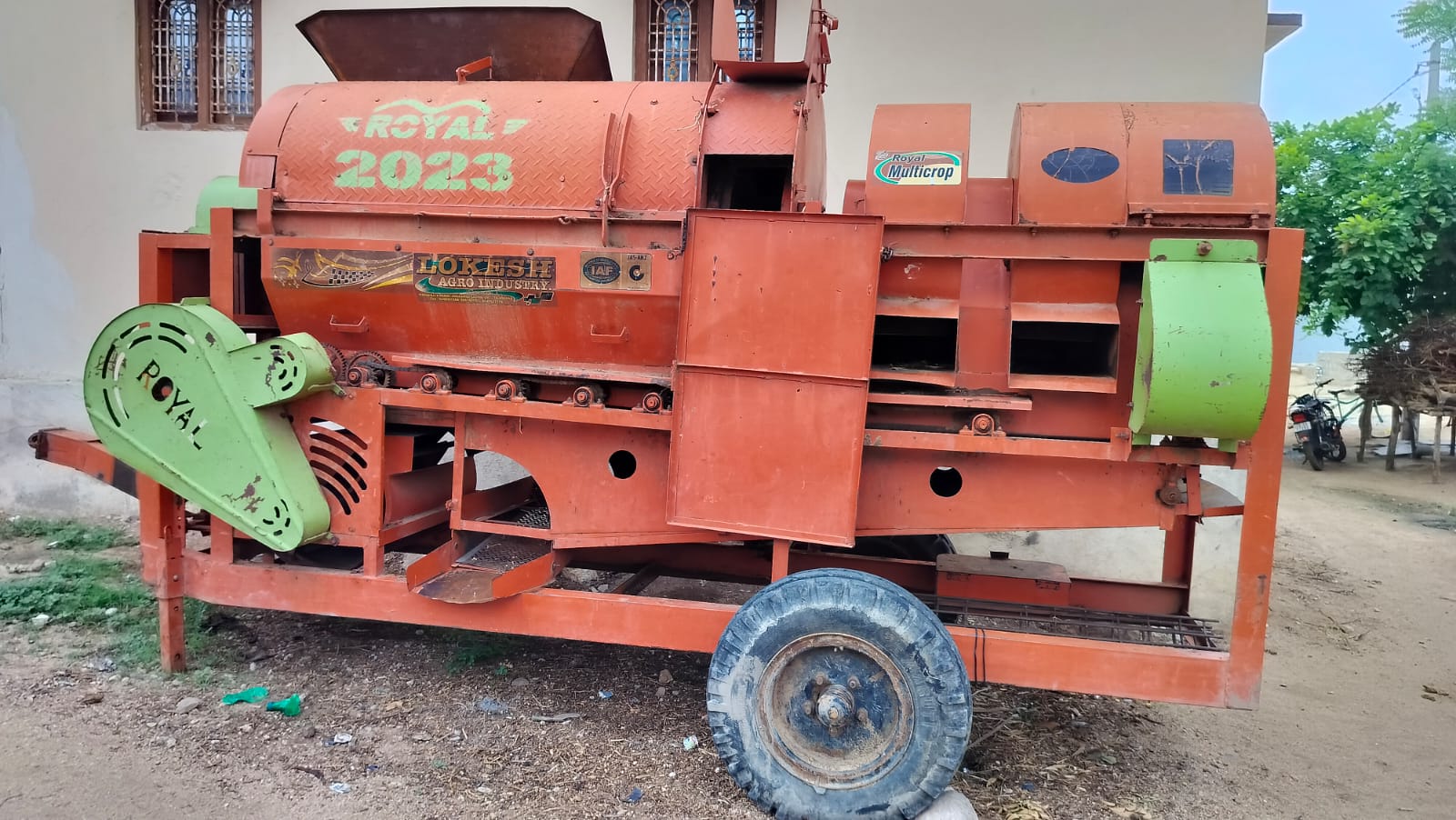 Groundnut Thresher Mechine